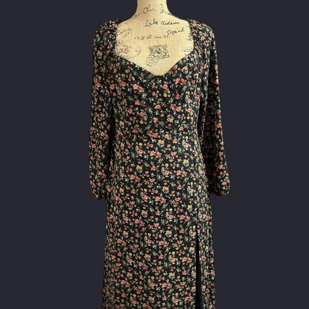 Forever 21 Black Floral Long Sleeve Dress